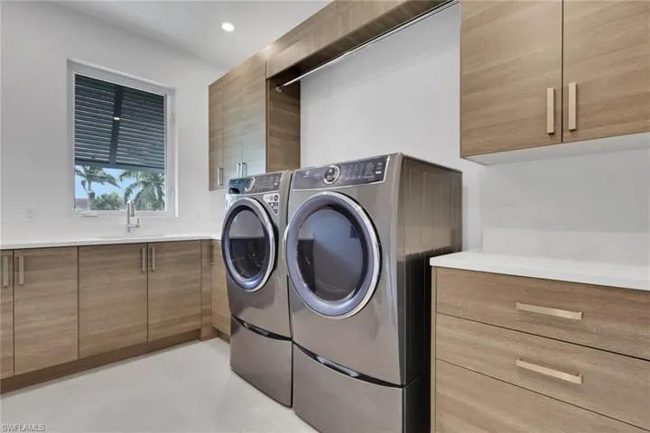 Large Laundry Room