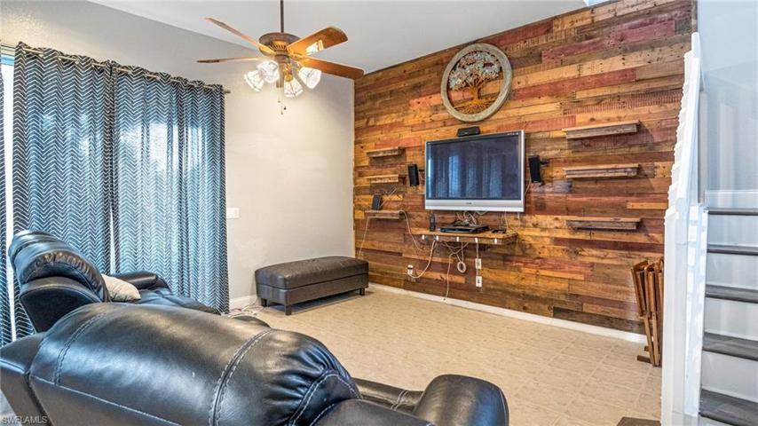 2674  Blue Cypress Lake  CT, CAPE CORAL, FL 33909