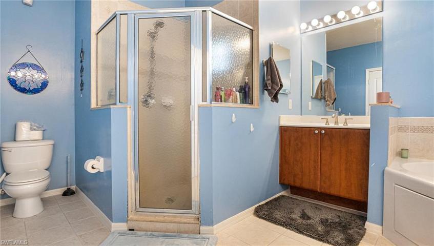 2674  Blue Cypress Lake  CT, CAPE CORAL, FL 33909