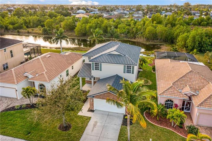 2674  Blue Cypress Lake  CT, CAPE CORAL, FL 33909