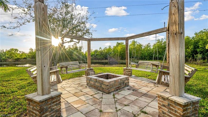 2674  Blue Cypress Lake  CT, CAPE CORAL, FL 33909