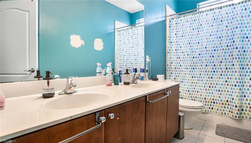 2674  Blue Cypress Lake  CT, CAPE CORAL, FL 33909