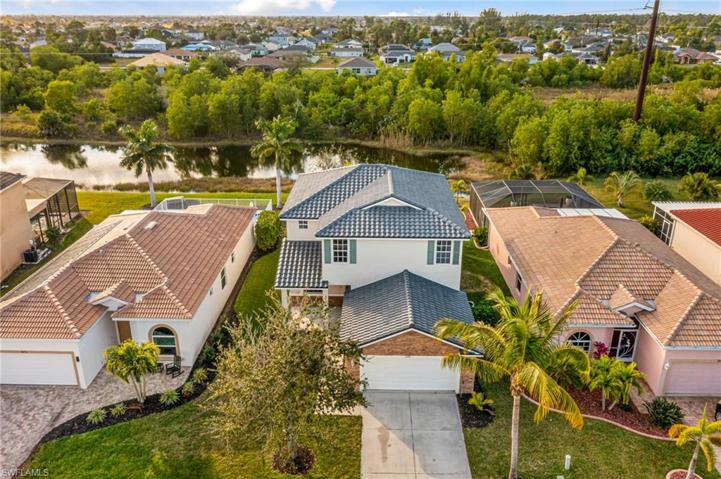 2674  Blue Cypress Lake  CT, CAPE CORAL, FL 33909