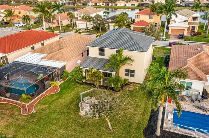 2674  Blue Cypress Lake  CT, CAPE CORAL, FL 33909