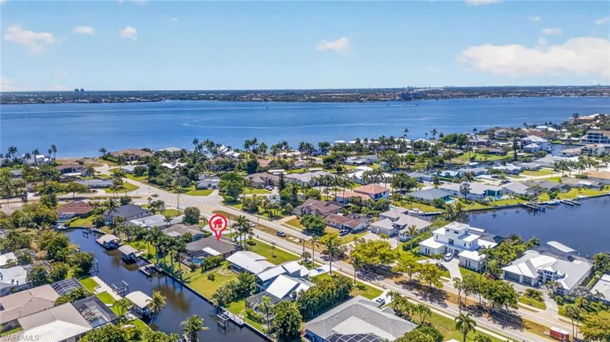 1229 El Dorado Pkwy E, Cape Coral, Florida 33904
