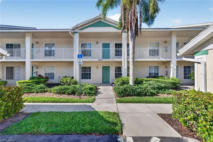 4910  Cougar N CT, Naples, FL 34109