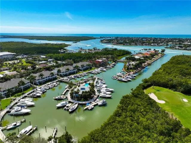 1777  Gulfstar S DR, Naples, FL 34112