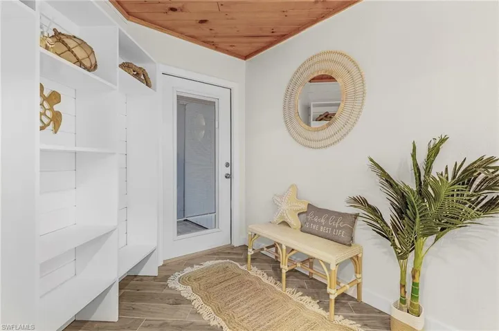 467 Madison Ct, Fort Myers Beach, Florida 33931