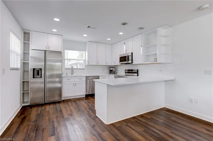 126 Andre Mar Dr, Fort Myers Beach, Florida 33931