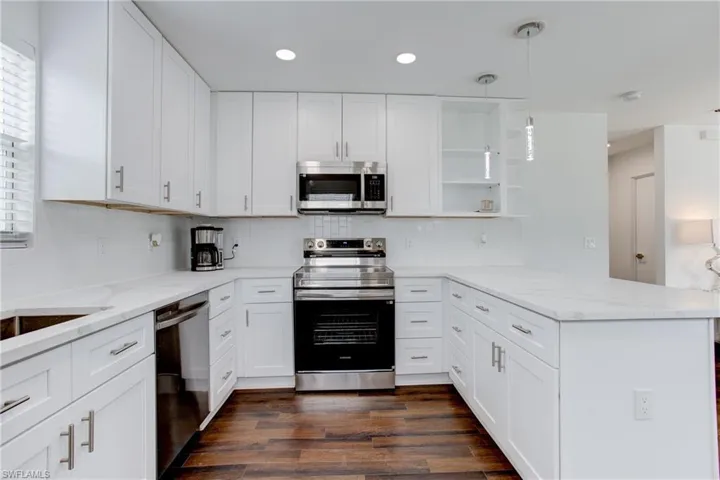 126 Andre Mar Dr, Fort Myers Beach, Florida 33931