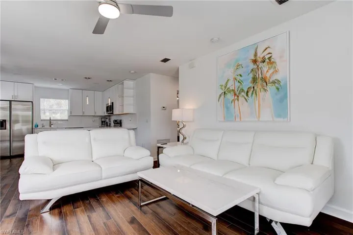 126 Andre Mar Dr, Fort Myers Beach, Florida 33931