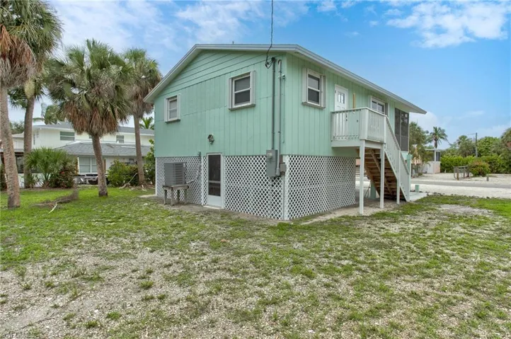 126 Andre Mar Dr, Fort Myers Beach, Florida 33931