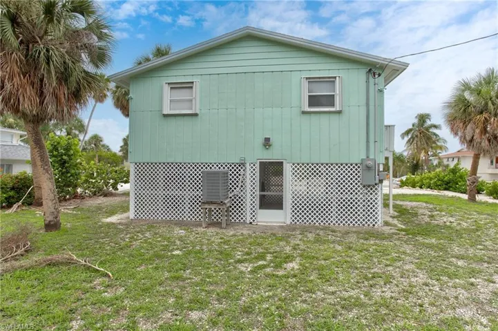 126 Andre Mar Dr, Fort Myers Beach, Florida 33931