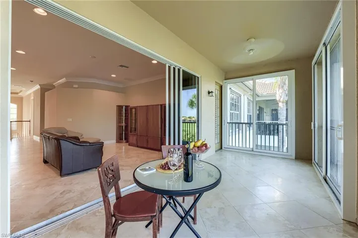 Large Lanai 233 sq ft.
