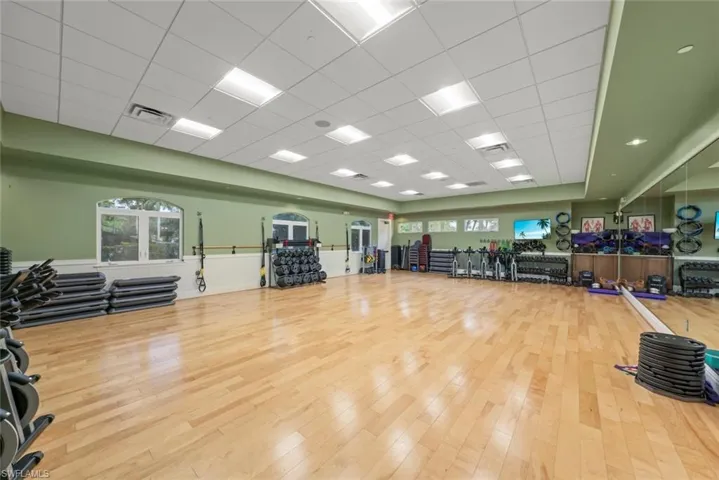 TwinEagles Fitness Studio