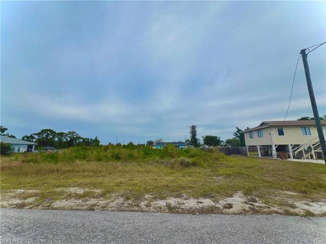 2906 18th ST SW, LEHIGH ACRES FL 33976