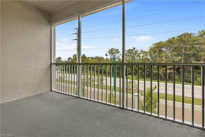 Screened Balcony