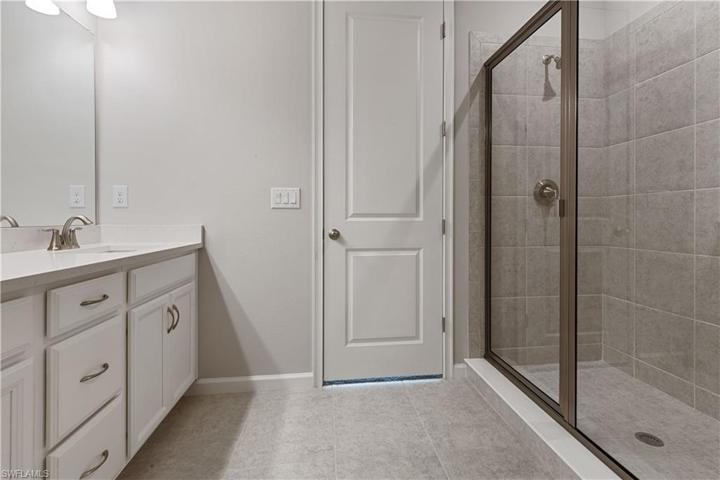 Owner's Bathroom