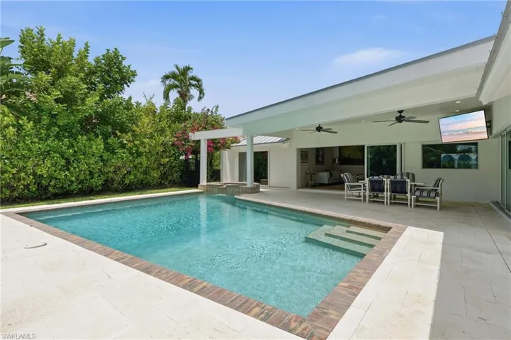 506 Pine Grove Ln, Naples, Florida 34103
