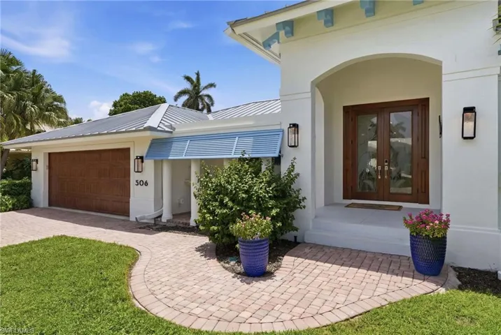 506 Pine Grove Ln, Naples, Florida 34103