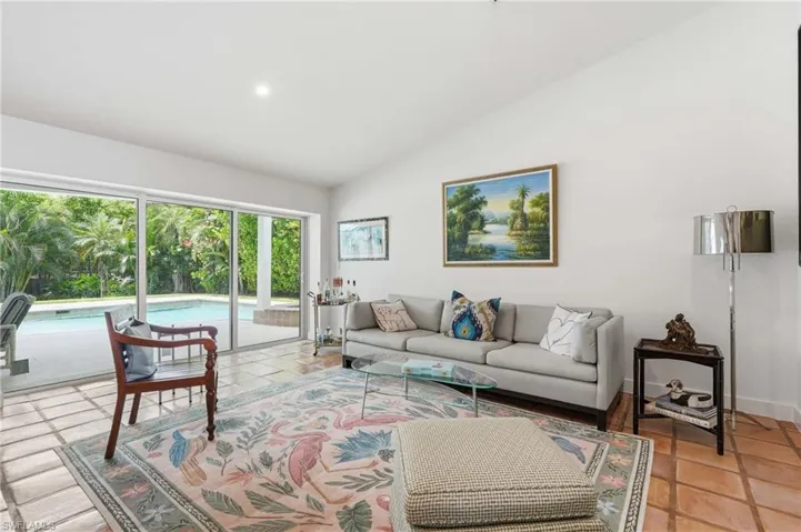 506 Pine Grove Ln, Naples, Florida 34103