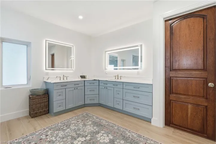 506 Pine Grove Ln, Naples, Florida 34103