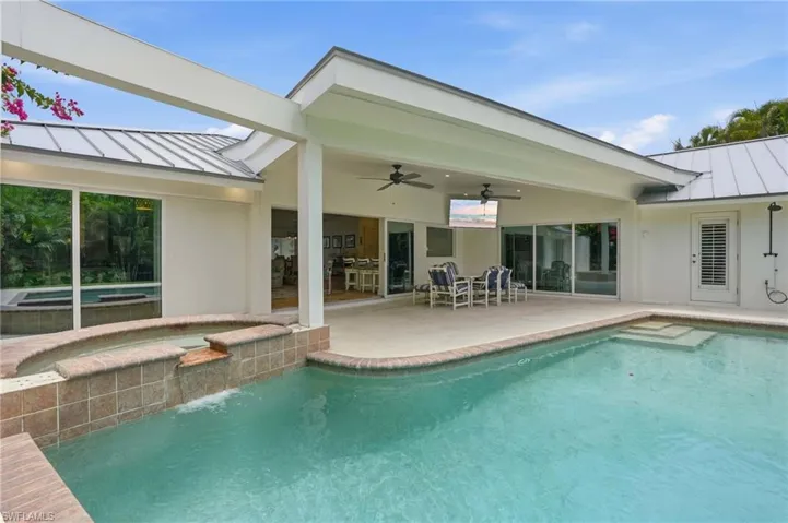 506 Pine Grove Ln, Naples, Florida 34103