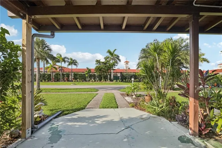 21476  Augusta  AVE, Port Charlotte, FL 33952
