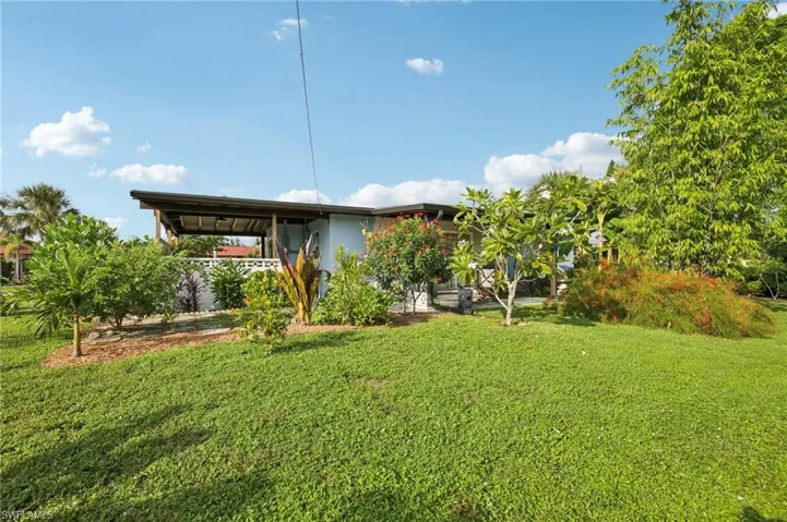 21476  Augusta  AVE, Port Charlotte, FL 33952