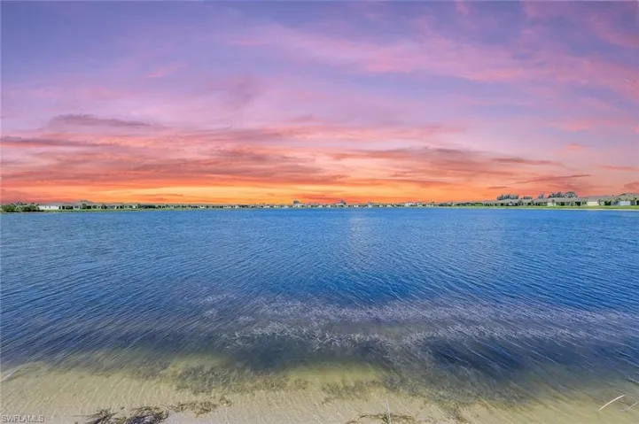 451 Spring Hill Lake Loop, Cape Coral, Florida 33993