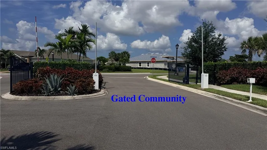 451 Spring Hill Lake Loop, Cape Coral, Florida 33993