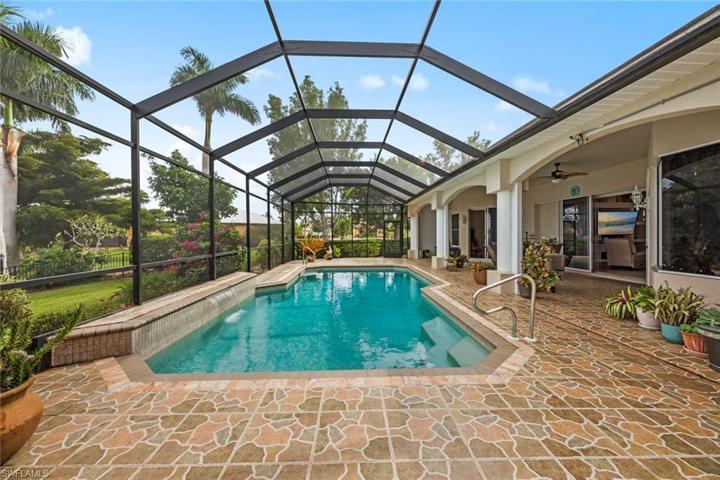 Pool / Lanai