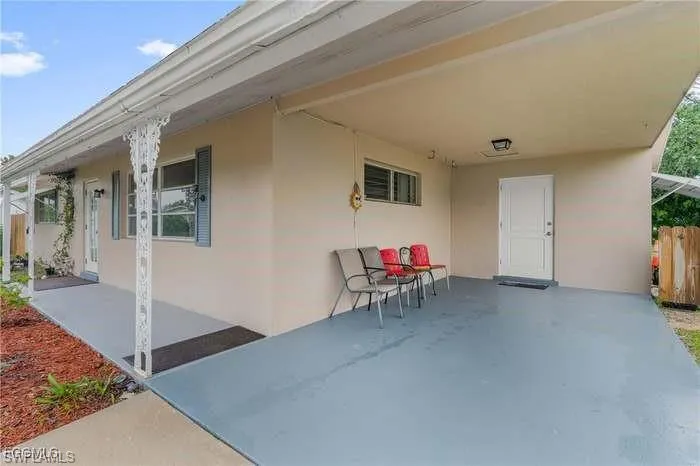312 Grovewood Ave S, Lehigh Acres, Florida 33936