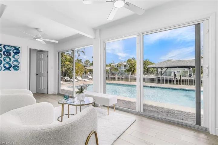 3 Pepita St, Fort Myers Beach, Florida 33931