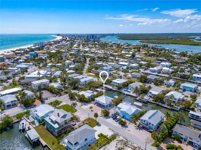 3 Pepita St, Fort Myers Beach, Florida 33931