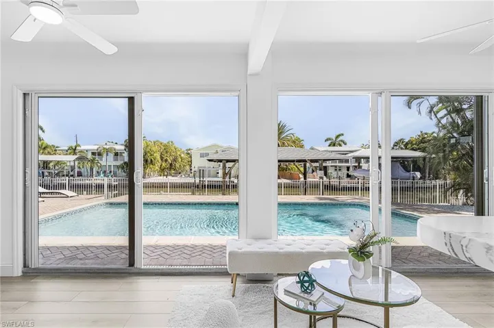 3 Pepita St, Fort Myers Beach, Florida 33931