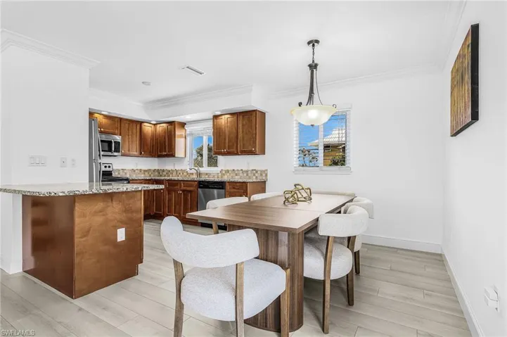 3 Pepita St, Fort Myers Beach, Florida 33931