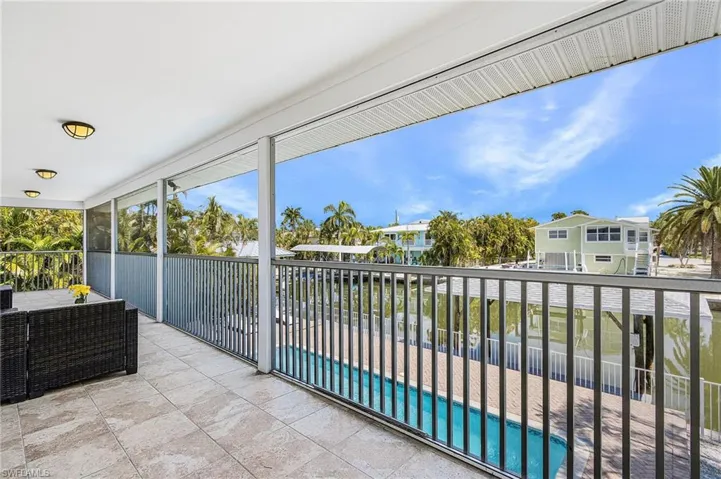 3 Pepita St, Fort Myers Beach, Florida 33931