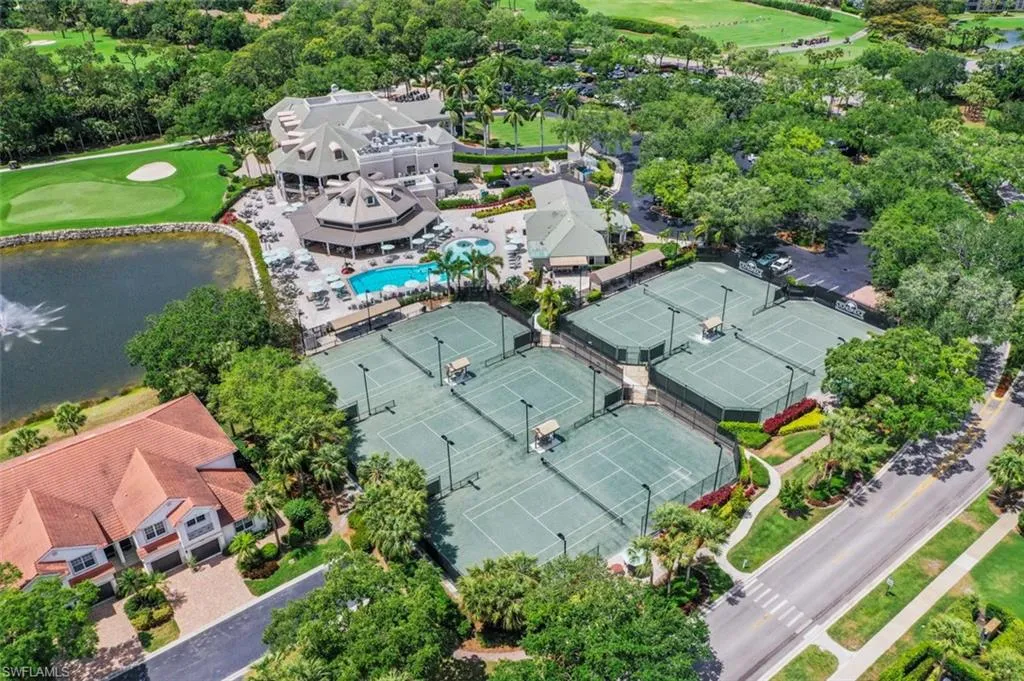 1920 Willow Bend CIR, Naples, FL 34109,225063594