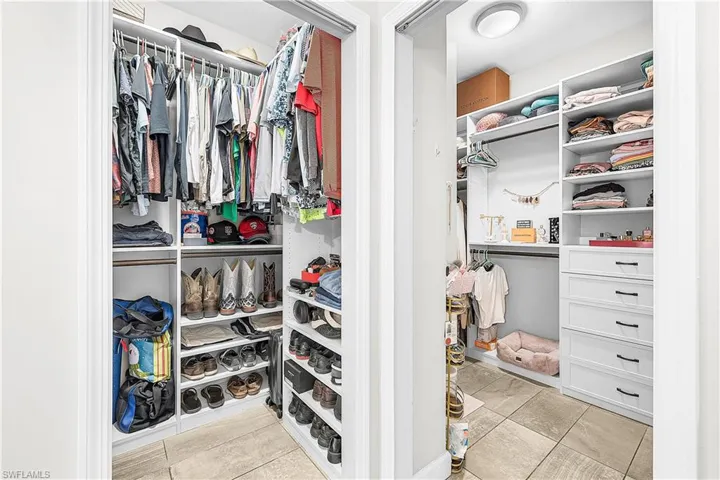 Master Walkin Closet #1