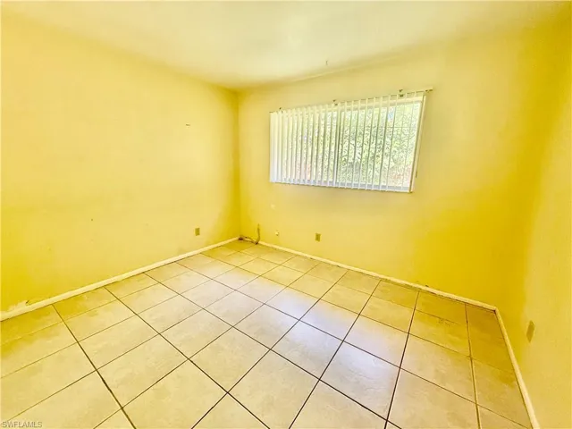 516 Parkside St, Lehigh Acres, Florida 33936