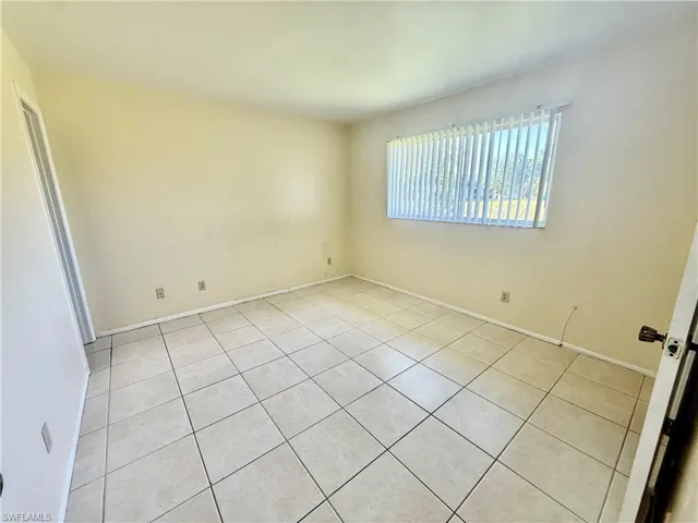 516 Parkside St, Lehigh Acres, Florida 33936
