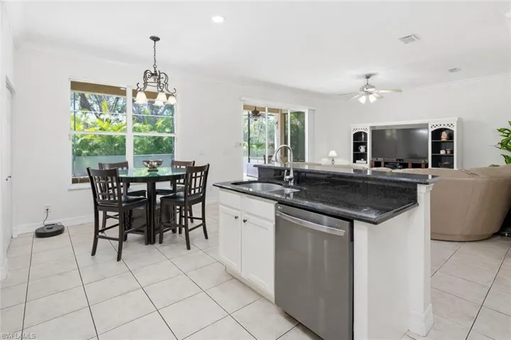 1289  Barrigona  CT, Naples, FL 34119