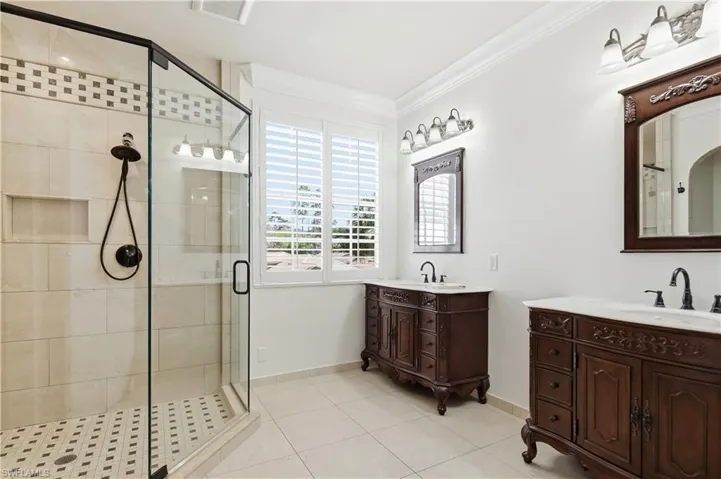 1289  Barrigona  CT, Naples, FL 34119