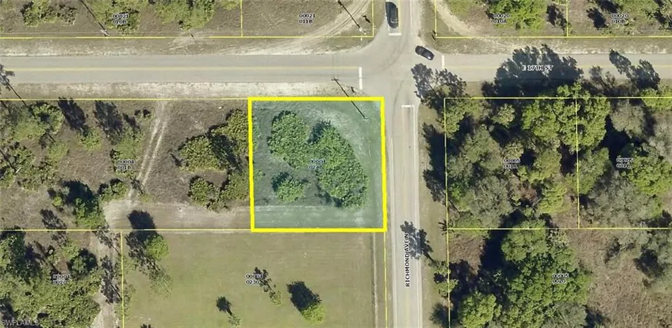 306 E 17th  ST, Lehigh Acres, FL 33972