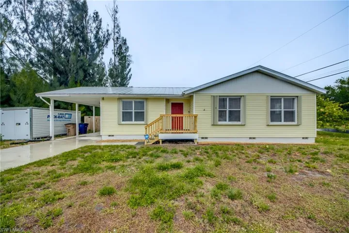 3819  21st SW ST, Lehigh Acres, FL 33976