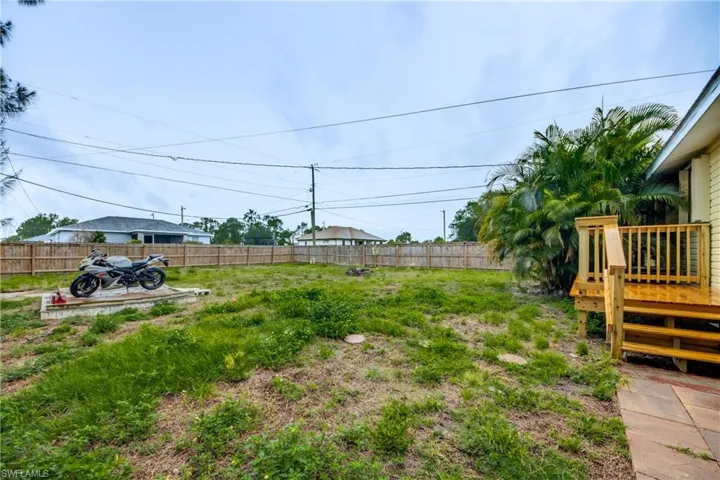 3819  21st SW ST, Lehigh Acres, FL 33976