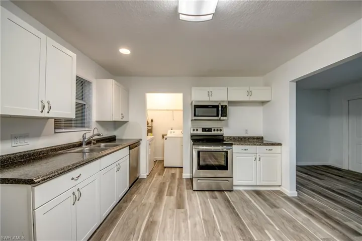 3819  21st SW ST, Lehigh Acres, FL 33976