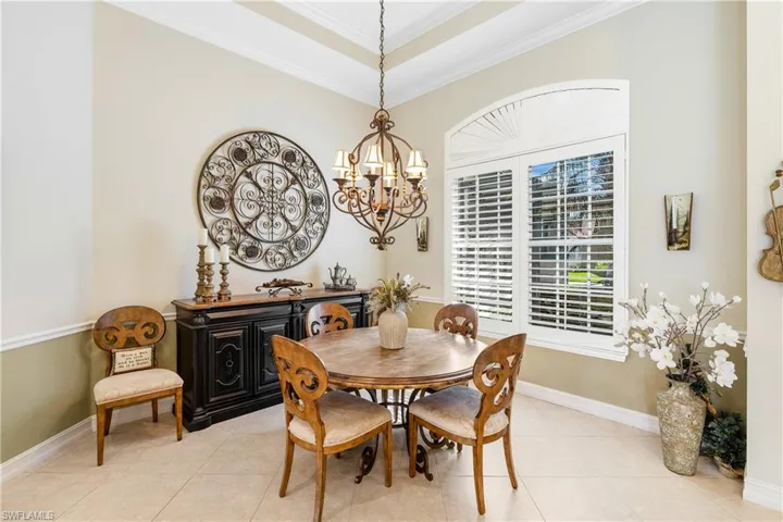 2501 Augusta Dr, Naples, Florida 34109