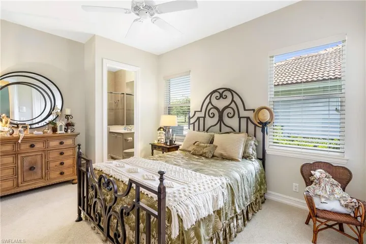 2501 Augusta Dr, Naples, Florida 34109
